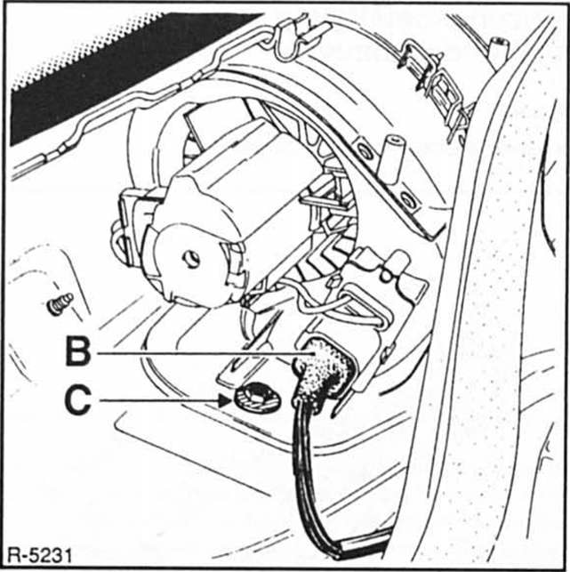 Renault Clio Reparaturanleitung. Gebläsemotor aus- und einbauen