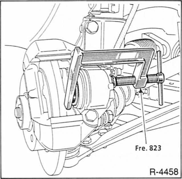 Renault Clio Reparaturanleitung. Einbau