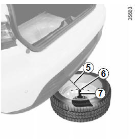 Renault Clio - Einbauen des rades